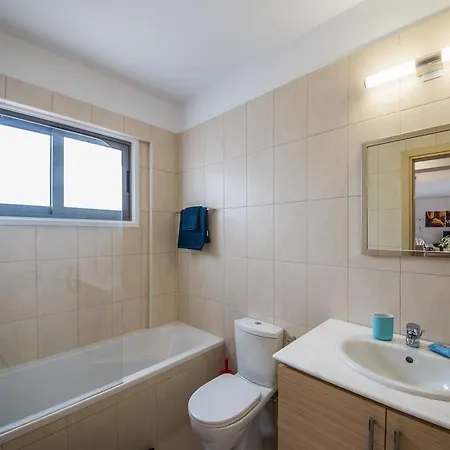 דירה Skylight Megaron