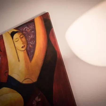 Skylight Megaron Апартаменти *