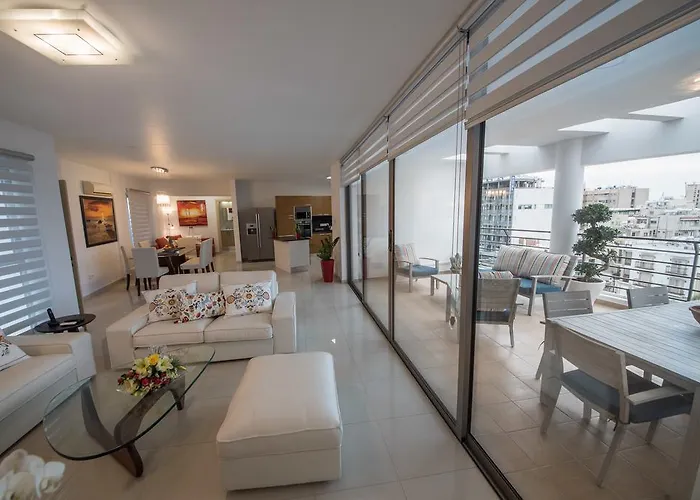 Appartement Skylight Megaron *